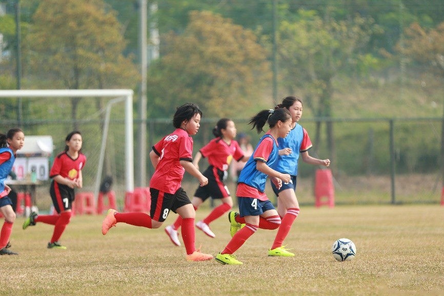 Focused on the Growth of Teenagers! EONJOY TECH Provided A Good Platform for Football Communication among Primary and Secondary School Students in Jiujiang.